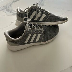 2/$30 Adidas cloudfoam tennis shoes women’s size 9 gray and white good condition